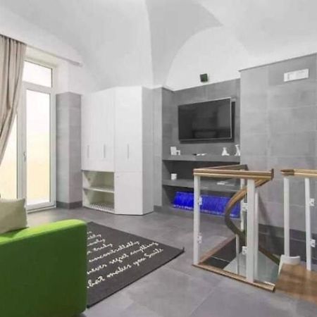 Mezzocannone Home - Casa Vacanze Centro Storico Napoli Exterior photo